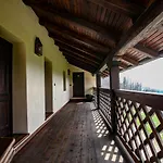 Ciclamino Nature Retreat בית הארחה Sois