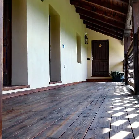 Immerso Nella Natura Con Parcheggio - Ciclamino